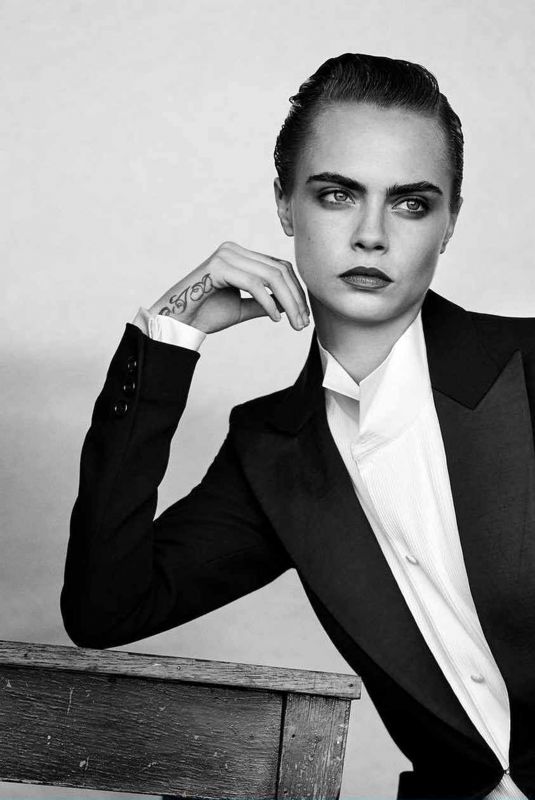 CARA DELEVINGNE for Douglas Cosmetics 2018