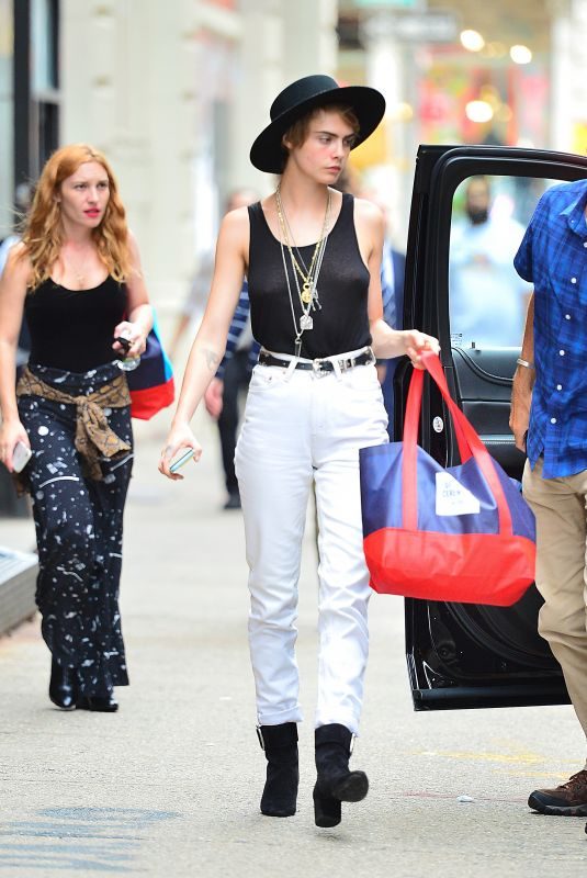 CARA DELEVINGNE Out Shopping in New York 07/24/2018