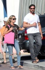 DENISE RICHARDS Shopping at Malibu Country Mart 07/14/2018