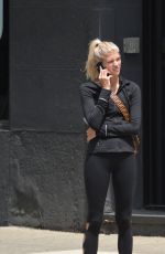 DEVON WINDSOR Heading to a Gym in New York 07/23/2018