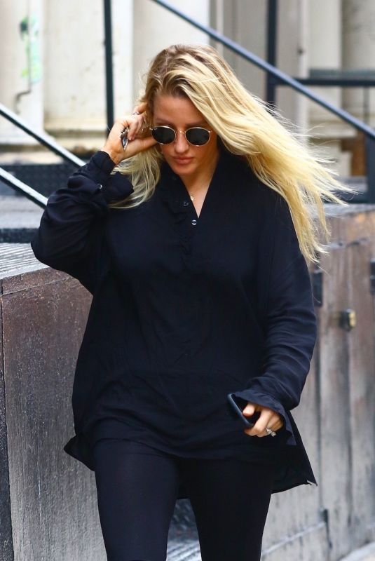 ELLIE GOULDING Out and About in New York 07/28/2018