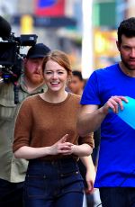 EMMA STONE Filming Billy on the Street in New York 07/16/2018