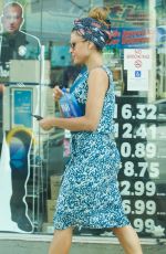 EVA MENDES Shopping at Convenience Store in Los Angeles 07/12/2018
