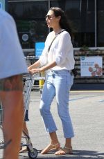 GAL GADOT Shopping at Whole Foods in Inglewood 07/19/2018