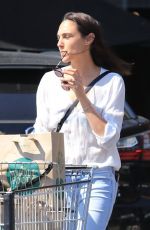 GAL GADOT Shopping at Whole Foods in Inglewood 07/19/2018