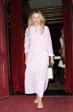 GEORGIA TOFFOLO Leaves Park Chinois Restaurant in London 07/03/2018