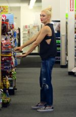 GWEN STEFANI Out in Los Angeles 07/01/2018