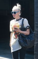 GWEN STEFANI Shopping at XIV Karats in Beverly Hills 07/05/2018