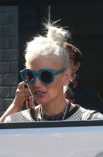 GWEN STEFANI Shopping at XIV Karats in Beverly Hills 07/05/2018