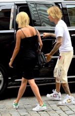 HAILEY BALDWIN and Justin Bieber Out Kissing in New York 07/01/2018