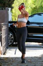 HAILEY BALDWIN Heading to a Gym in Los Angeles 07/20/2018