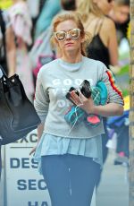 ISLA FISHER Leaves a Nail Salon in London 07/14/2018