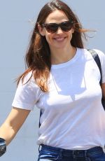 JENNIFER GARNER Out and About in Brentwood 07/03/2018