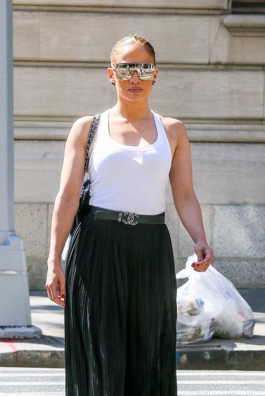 JENNIFER LOPEZ Out Shopping in New York 06/30/2018