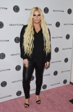 JESSICA SIMPSON at Los Angeles Beautycon Festival 07/14/2018