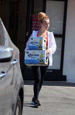 JULIANNE HOUGH Buying a Boxes of Beer in Studio City 07/04/2018
