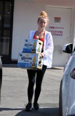 JULIANNE HOUGH Buying a Boxes of Beer in Studio City 07/04/2018