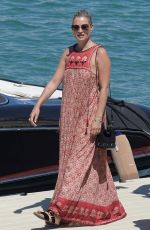 KATE MOSS Arrives at Nammos Beach in Mykonos 07/01/2018