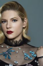 KATHERYN WINNICK for Sunday Life Magazine, June 2018