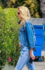 KRISTEN STEWART and STELLA MAXWELL Out in Los Feliz 07/21/2018