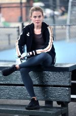 KRYSTEN RITTER and RACHEL TAYLOR Filming Jessica Jones Season 3 in Queens 07/05/2018
