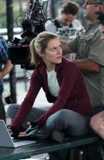 KRYSTEN RITTER and RACHEL TAYLOR Filming Jessica Jones Season 3 in Queens 07/05/2018