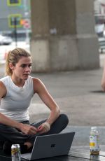 KRYSTEN RITTER and RACHEL TAYLOR Filming Jessica Jones Season 3 in Queens 07/05/2018
