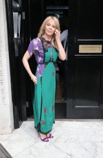 KYLIE MINOGUE Arribes at BBC Radio in London 07/11/2018