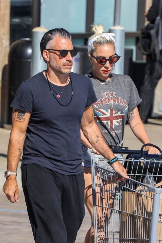 LADYD GAGA at Grocery Shopping in Malibu 07/14/2018