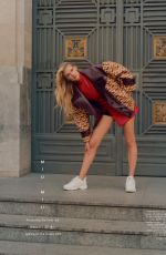 LARA STONE in Elle Magazine, UK August 2018