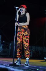 MANDY LEE Performs at Coral Sky Amphitheatre in West Palm Beach 06/29/2018