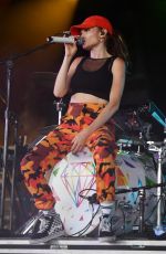 MANDY LEE Performs at Coral Sky Amphitheatre in West Palm Beach 06/29/2018