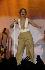 MAREN MORRIS Performs at KM De Kantagens Hall in Rio De Janeiro 07/08/2018
