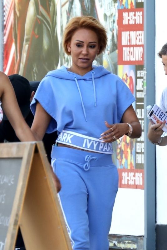 MELANIE BROWN Shopping on Melrose Avenue in West Hollywood 07/10/2018