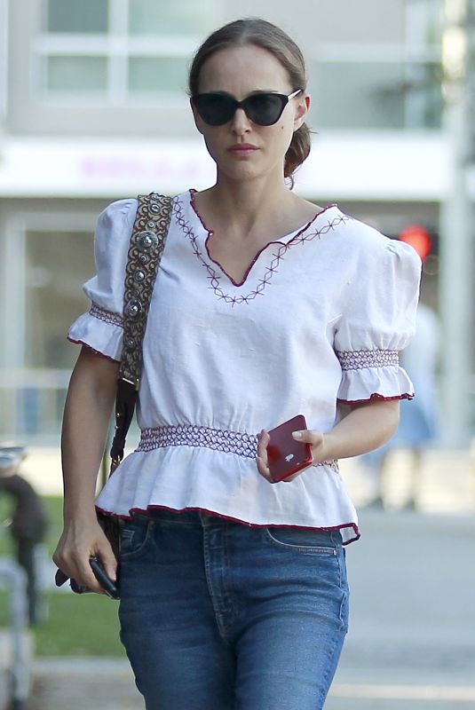 NATALIE PORTMAN Out for Lunch at Cafe Gratitude in Los Angeles 07/28/2018