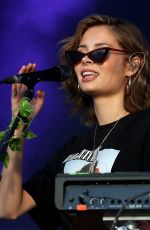 NINA NESBITT Performs at Wireless Festival in Finsbury Park in London 07/08/2018