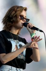 NINA NESBITT Performs at Wireless Festival in Finsbury Park in London 07/08/2018