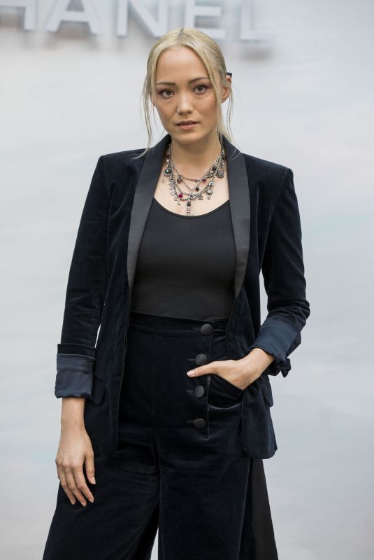 POM KLEMENTIEFF at Chanel Show at Haute Couture Fashion Week in Paris 07/03/2018