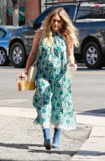 Pregnant HILARY DIFF Leaves Alfreds Cafe in Studio City 07/13/2018