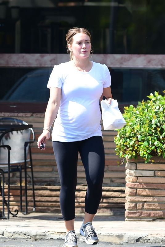 Pregnant HILARY DUFF Leaves a Bakery in Los Angeles 07/27/2018
