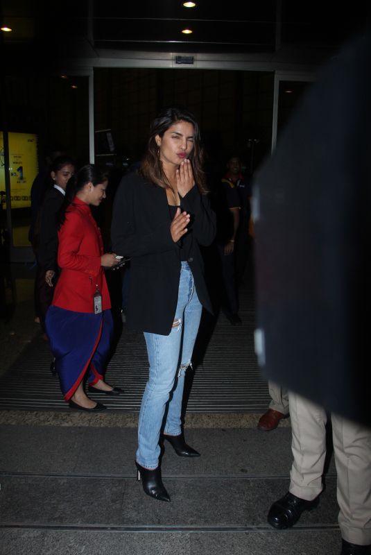 PRIYANKA CHOPRA Arrives at Airport in Mumbai 07/12/2018