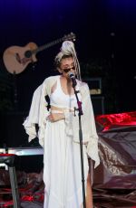 QUIN Performs at Dell Music Center in Philadelphia 07/22/2018