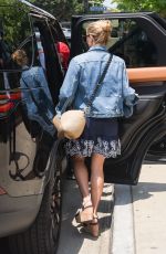 REESE WITHERSPOON at Tavern Restaurant in Brentwood 07/28/2018