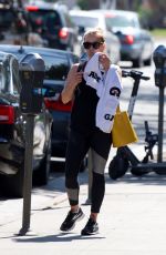 REESE WITHERSPOON Leaves a Gym in Los Angeles 07/02/2018