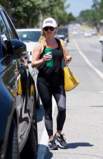 REESE WITHERSPOON Leaves a Gym in Los Angeles 07/02/2018