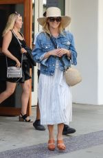 REESE WITHERSPOON Out for Lunch in Los Angeles 07/27/2018