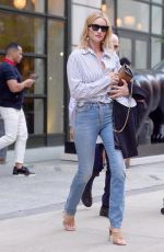 ROSIE HUNTINGTON-WHITELEY Out and About in New York 07/18/2018