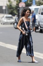 SARAH HYLAND on the Set of Final Scene for The Wedding Year in Los Angeles 07/10/2018