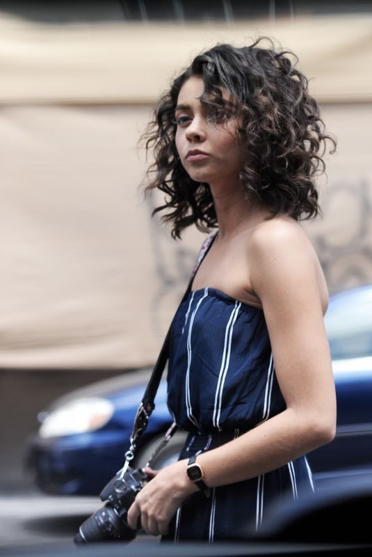 SARAH HYLAND on the Set of Final Scene for The Wedding Year in Los Angeles 07/10/2018