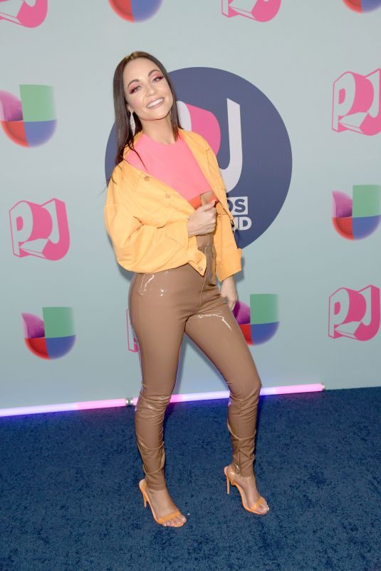 SHARLENE TAULE at Premios Juventud Awards in Miami 07/22/2018